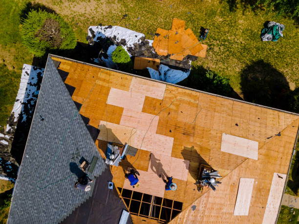Best Best Roofing Contractors  in Ledbetter, KY
